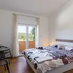 Sellina 빌라 산책길