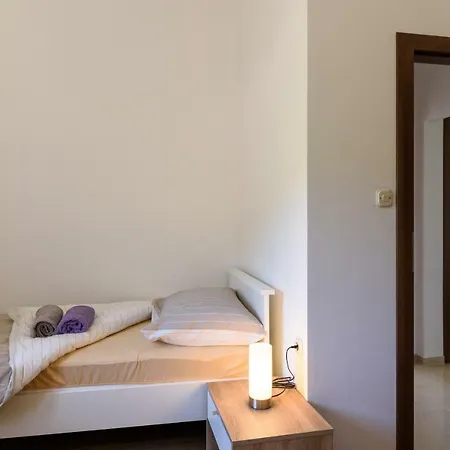 Sellina Villa *