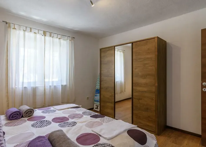 Sellina Villa Marina